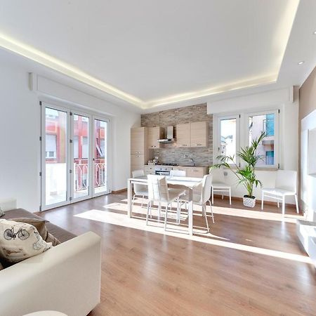Ariston - Ciclabile Appartamento In Centro Al Mare Con Balcone Sanremo Exteriör bild